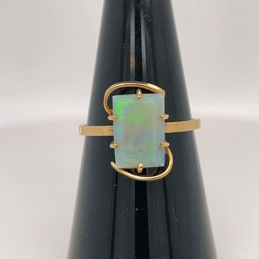 Stunning square cut Coober Pedy opal ring, beautifully polished and set in 14ct gold. A unique ring that will certainly be a show-stopper.