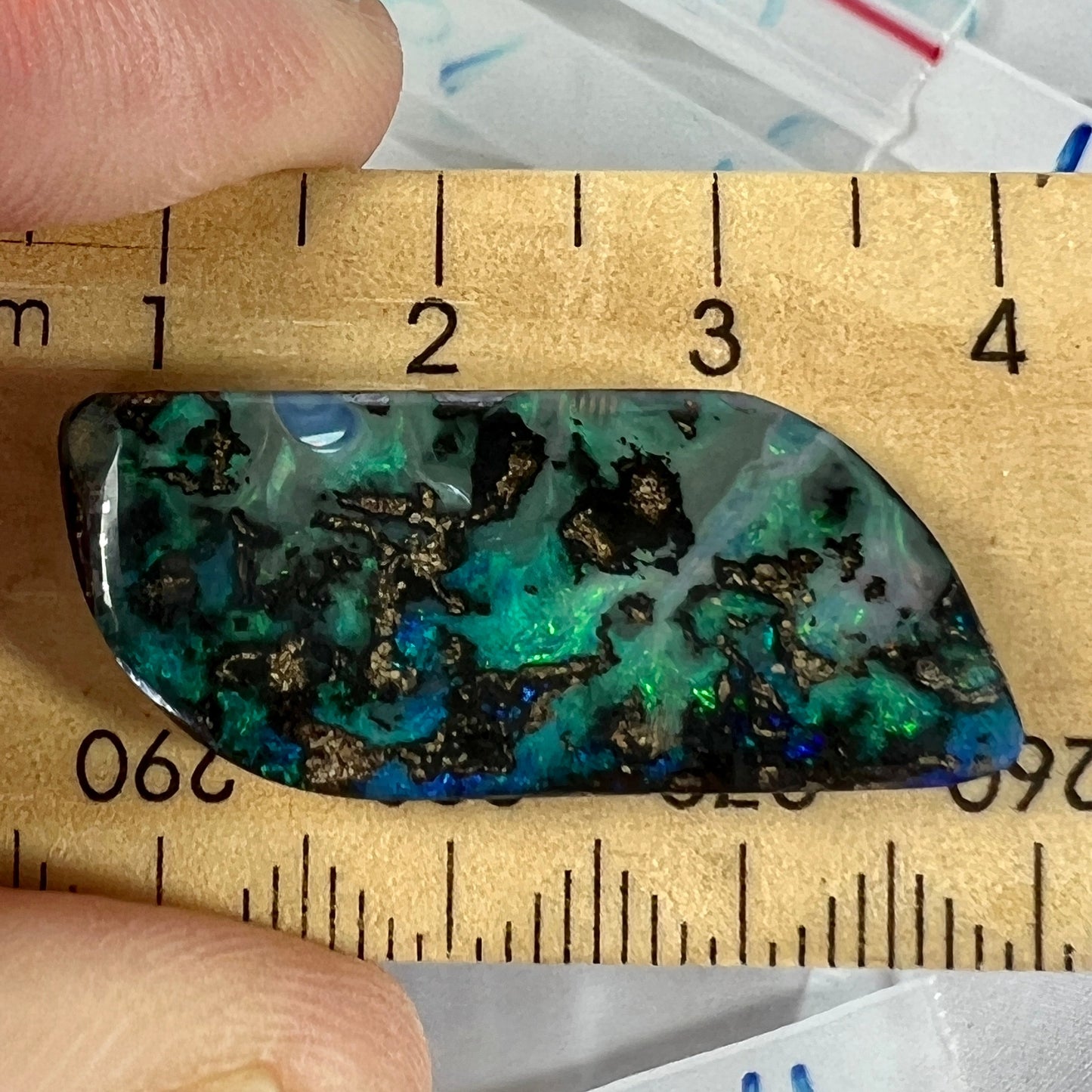 Great shape and polish on this Winton boulder opal. Beautiful greens and blues.