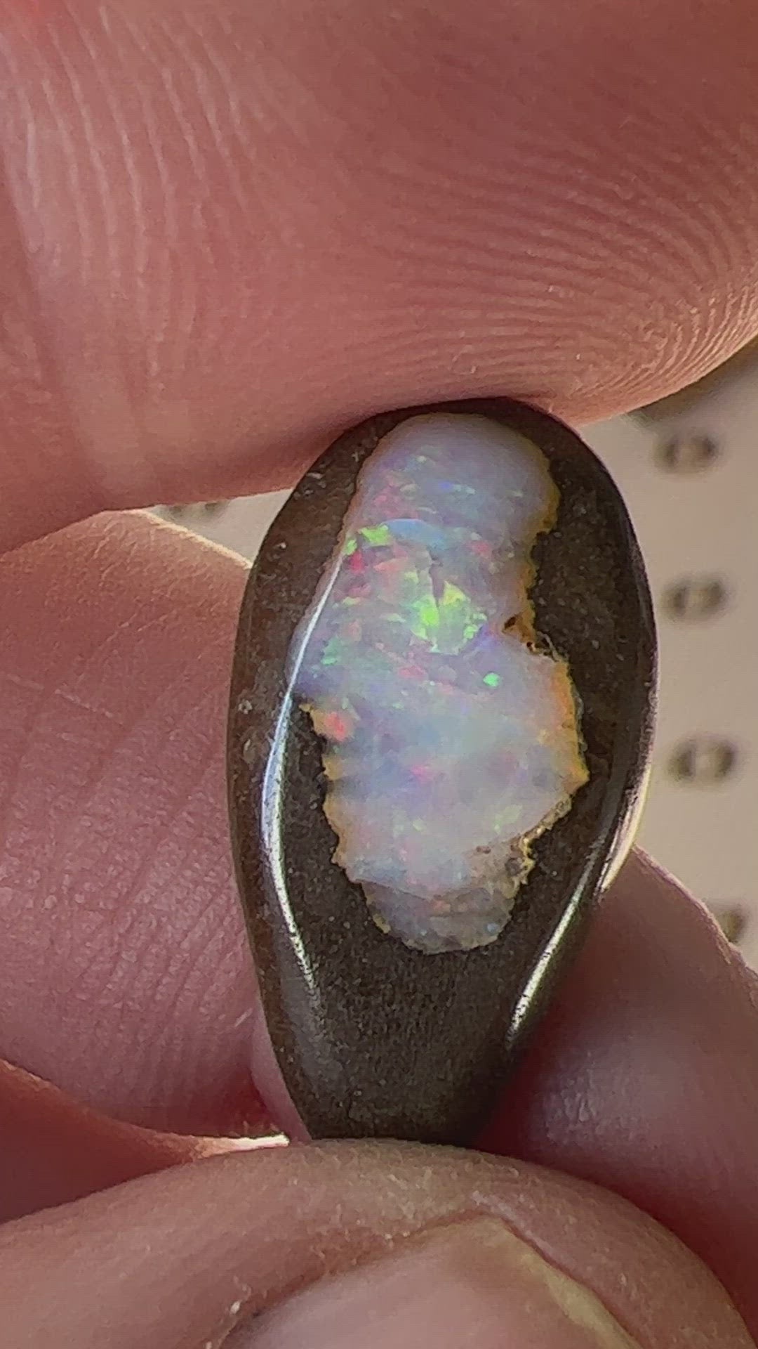 A wonderful Winton boulder opal, and what a unique pendant this would make! Lovely colours.