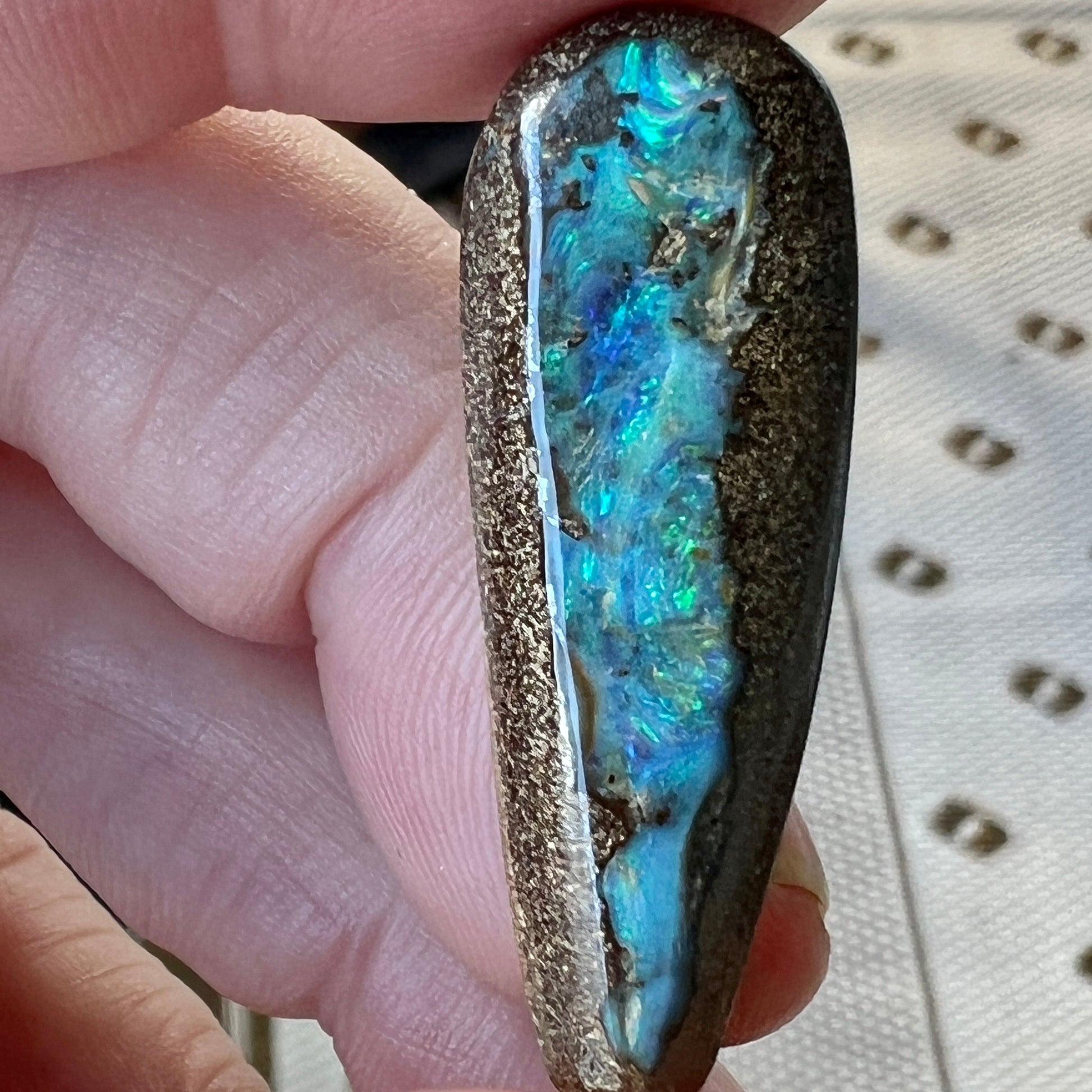 Boulder opal from Opalton. Another great pendant piece. Ready to go