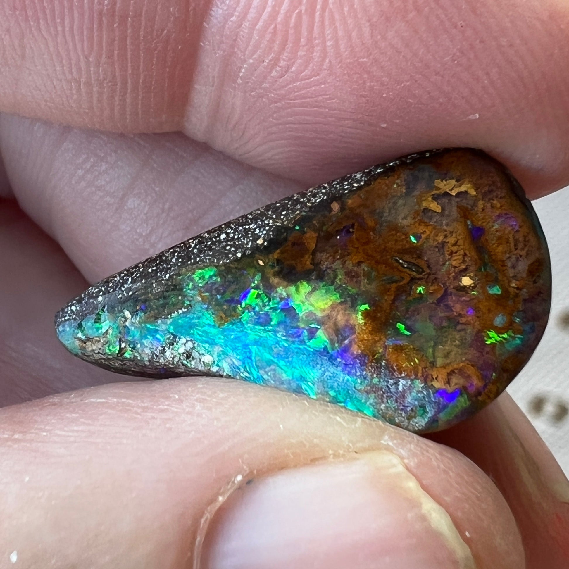 An absolute beauty from Winton. Stunning piece of boulder opal.