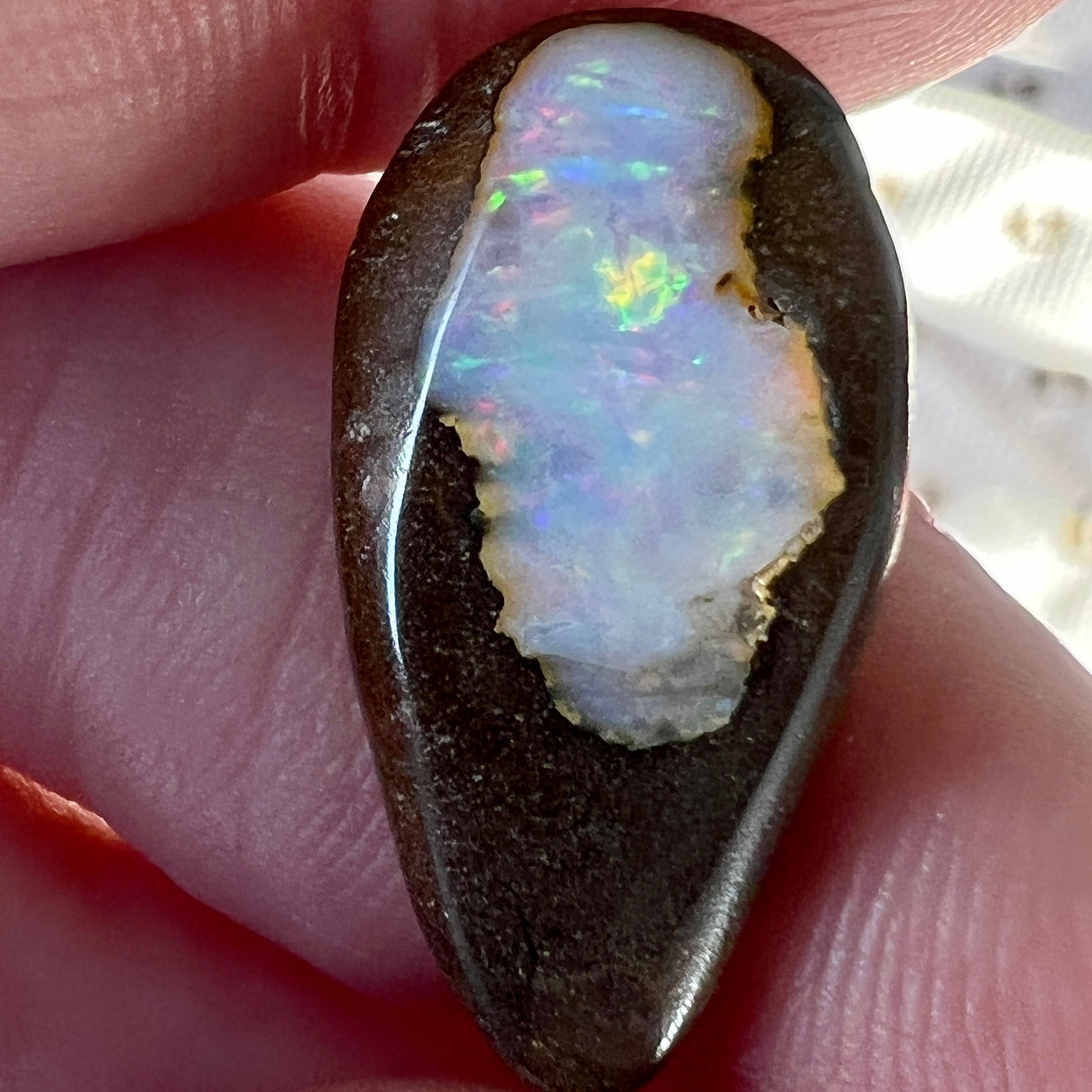 A wonderful Winton boulder opal, and what a pendant this would make! Lovely colours.