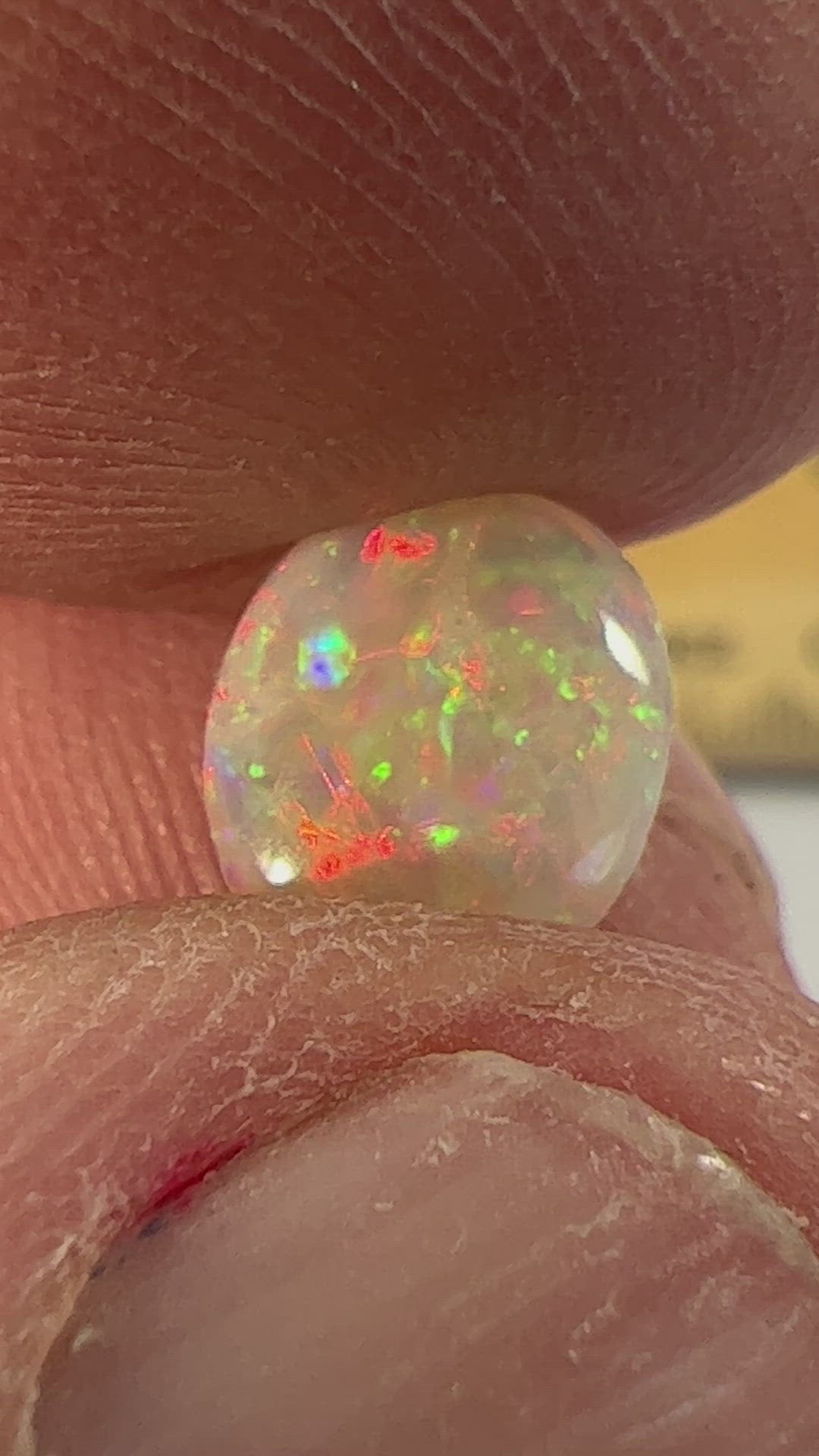 Double sided crystal opal with a perfect finish. An excellent solid opal with awesome colours.