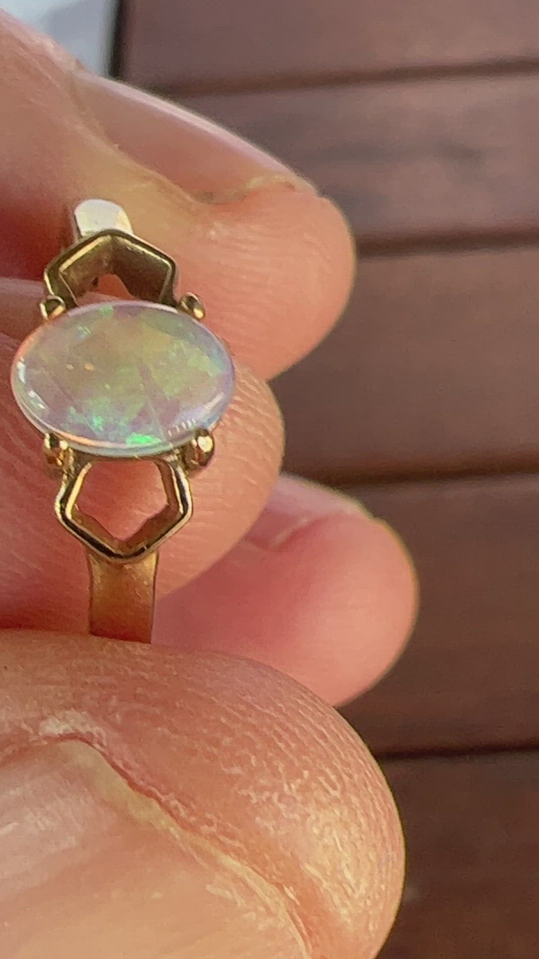 Nice small 14ct gold opal ring featuring a perfectly cut green crystal opal from Coober Pedy. Great colour.